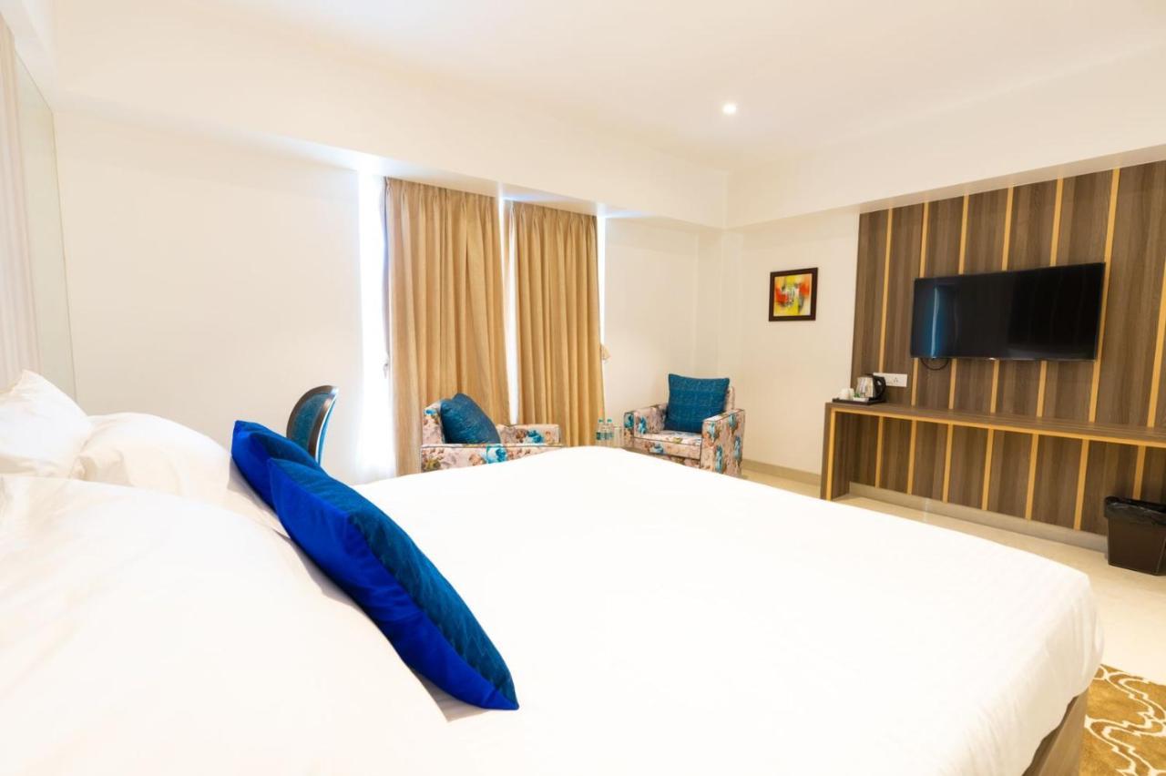 The Thane Club Extérieur photo