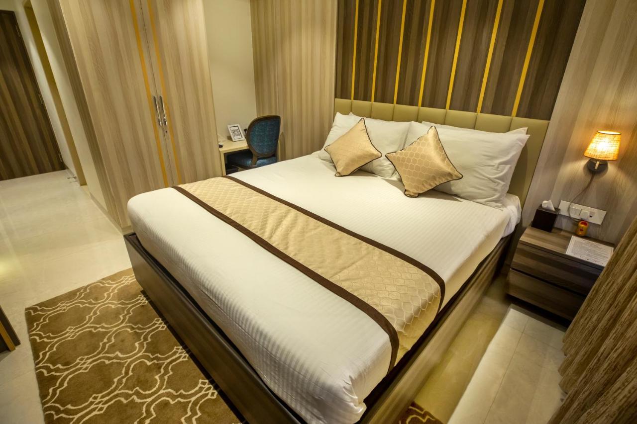 The Thane Club Extérieur photo