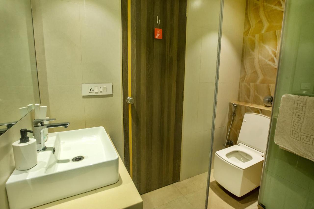 The Thane Club Extérieur photo
