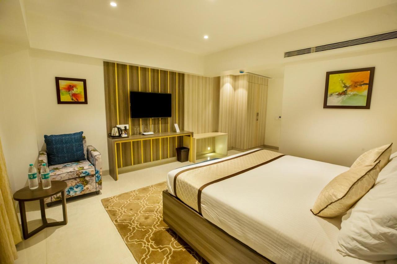 The Thane Club Extérieur photo