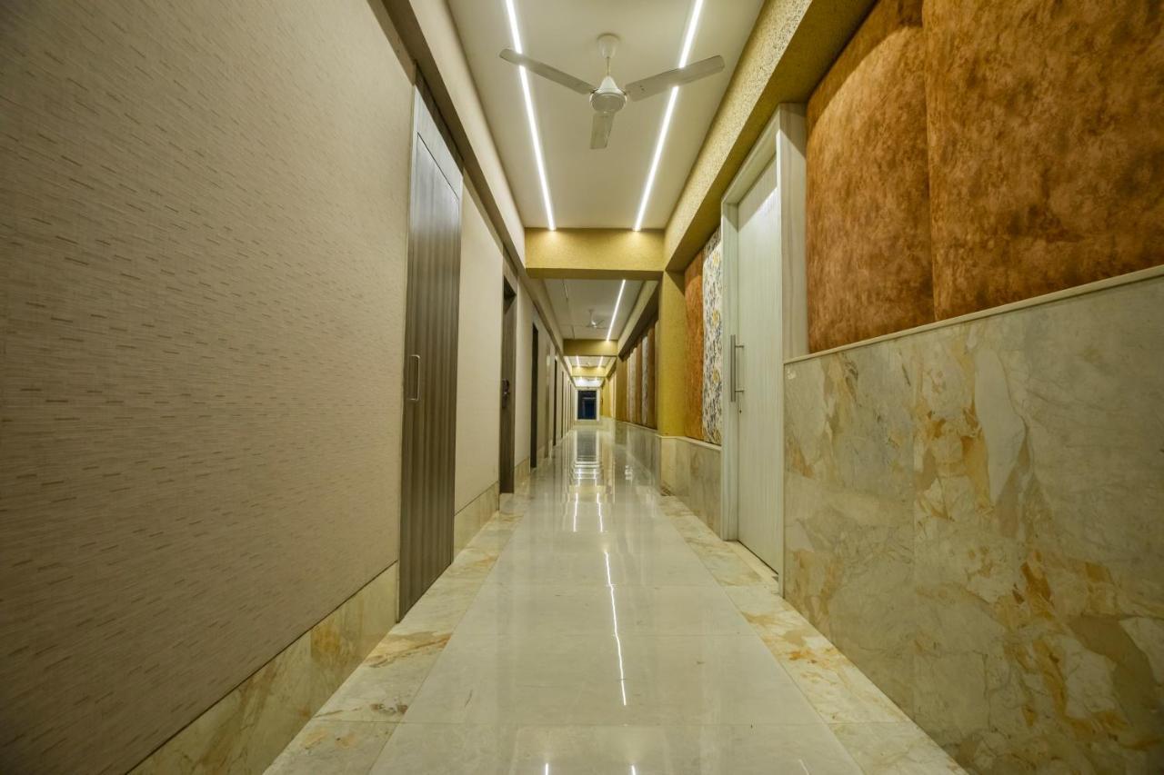 The Thane Club Extérieur photo