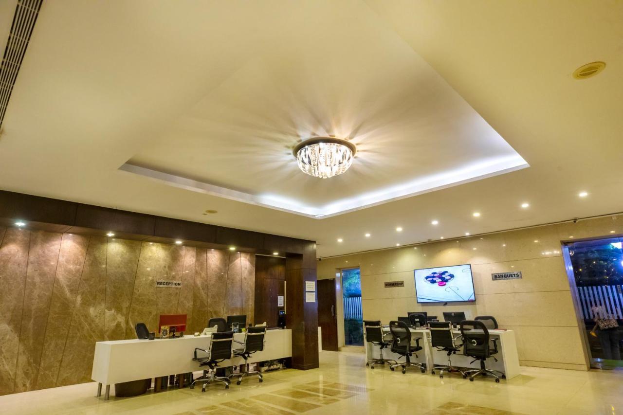 The Thane Club Extérieur photo