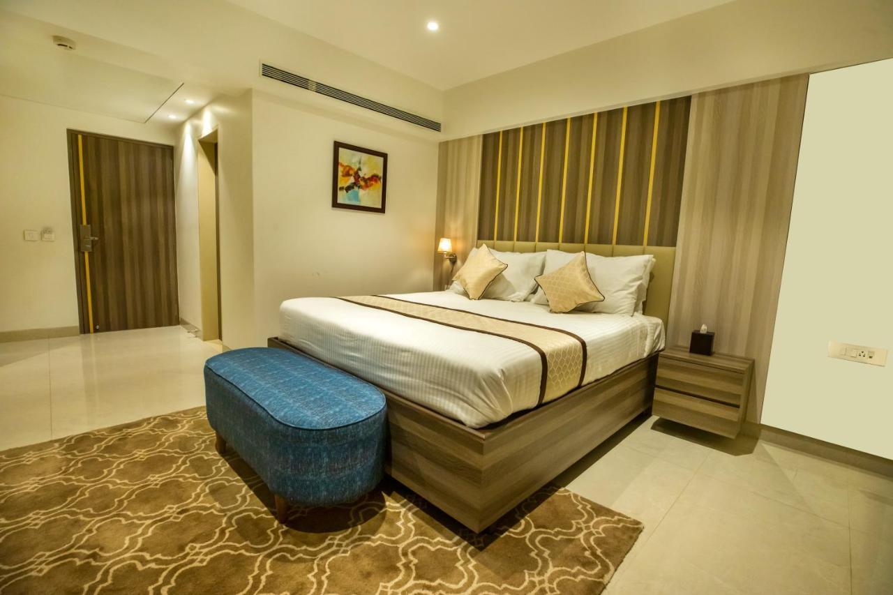 The Thane Club Extérieur photo