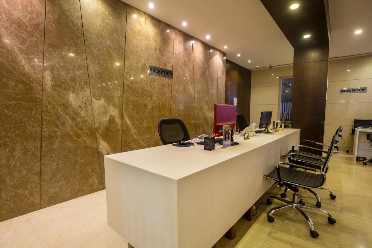 The Thane Club Extérieur photo